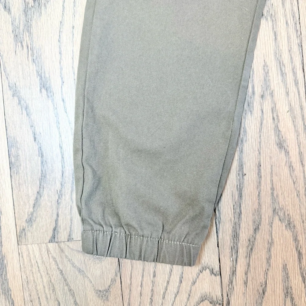 An Original Penguin Boys Khaki Elasticized Waist Jogger Pants with Pockets Sz 7Y